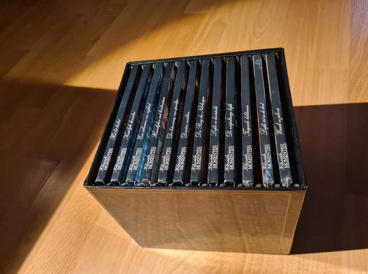 Klassieke momenten, 1 box met 12 cd, Cd's en Dvd's, Cd's | Klassiek, Zo goed als nieuw, Overige typen, Classicisme, Ophalen of Verzenden