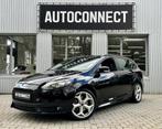 Ford Focus Wagon 2.0 EcoBoost ST-2 NAVI, CAMERA, HALF/LEDER, Gebruikt, 4 cilinders, Leder en Stof, Zwart