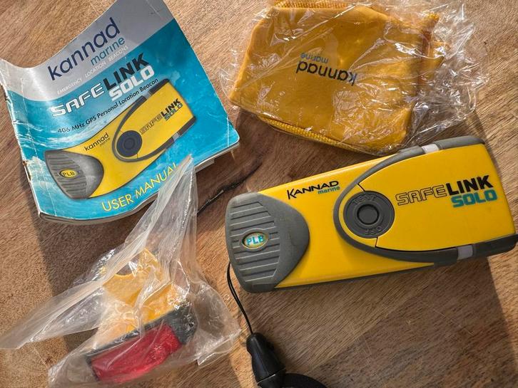 Kannad Marine SafeLink Solo EPIRB, Watersport en Boten, Navigatiemiddelen en Scheepselektronica, Gebruikt, Communicatie, Ophalen of Verzenden