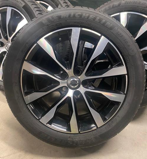 NIEUW 17” OEM Volvo V40 Cross Country Velgen + Zomerbanden, Auto-onderdelen, Banden en Velgen, Banden en Velgen, Zomerbanden, 17 inch