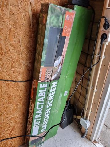Terraswindscherm 300cm bij 140cm - 2 maal beschikbaar voor biedingen