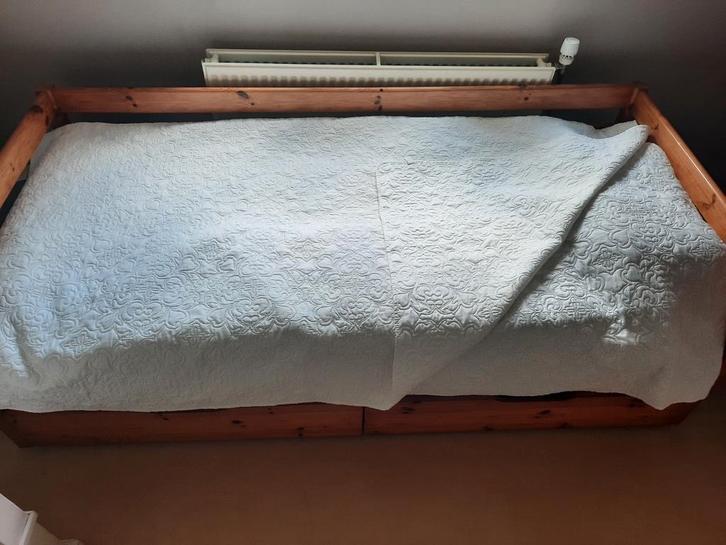 Sprei 200 x 235 cm ivoor / gebroken wit, Huis en Inrichting, Woonaccessoires | Plaids en Woondekens, Gebruikt, Ophalen of Verzenden