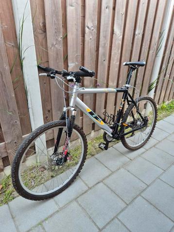 Mountainbike B1 Manitou beschikbaar voor biedingen