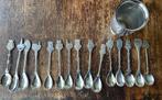 15 lepeltjes + zilfapleet lepelvaasje, Ophalen of Verzenden, Zo goed als nieuw, Rvs of Chroom