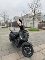 Vespa Sprint notte 2021 1e eigenaar FULL-OPTION ZWART, Fietsen en Brommers, Scooters | Vespa, Overige modellen, Verzenden, Zo goed als nieuw