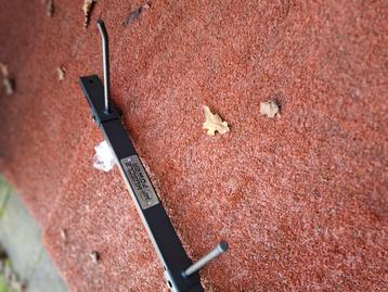 Rek om matten gymmatten op te hangen fitnessmatten beschikbaar voor biedingen