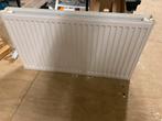 Radiator (dubbele plaat), Doe-het-zelf en Verbouw, Verwarming en Radiatoren, Ophalen, 30 tot 80 cm, Gebruikt, Radiator