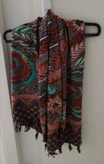 Kleurrijke sjaal met patroon, Geen merk, Ophalen of Verzenden, Zo goed als nieuw, One size fits all