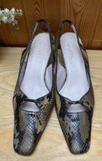 Cypres lage hakschoen maat 38C, Schoenen met lage hakken, Bruin, Ophalen of Verzenden, Gedragen