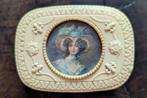 Vintage Celluloid Doosje met Portret Jaren '40, Ophalen of Verzenden