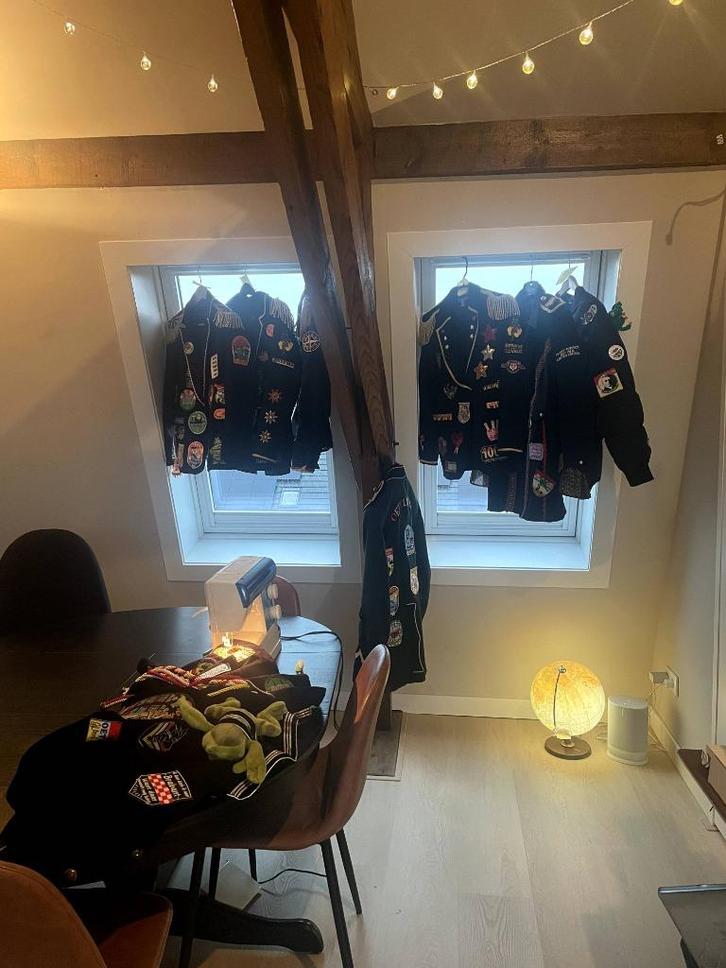 emblemen op jasje / kiel naaien?, Hobby en Vrije tijd, Naaien en Fournituren, Nieuw, Applicatie, Ophalen of Verzenden