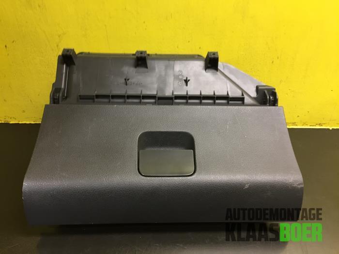 Dashboardkastje van een Volkswagen Polo, Auto-onderdelen, Dashboard en Schakelaars, Volkswagen, Gebruikt, 6 maanden garantie, 12 maanden garantie