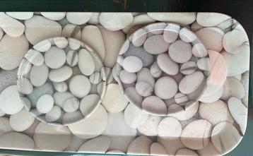 Dienblad met stenen print + 2 onderzetters beschikbaar voor biedingen