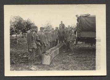 WOII foto : Rusland Feldtankstelle  beschikbaar voor biedingen