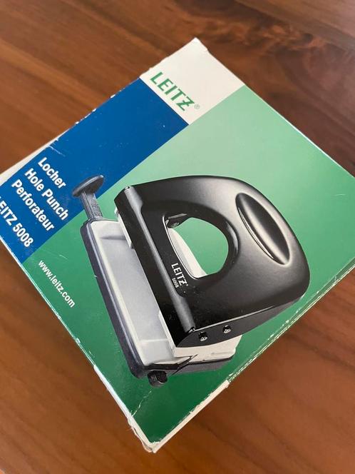 Leitz 5008, twee-gats perforator, nieuw in doos!, Diversen, Bureau-accessoires, Nieuw, Ophalen of Verzenden