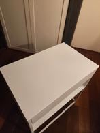 Ikea Vikhammer nachtkastje 60x39x65 cm, Huis en Inrichting, Slaapkamer | Nachtkastjes, Ophalen, Overige materialen, Gebruikt, Minder dan 45 cm