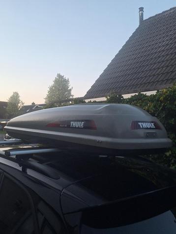 Te huur in Friesland grote Thule dakkoffer 310ltr! beschikbaar voor biedingen