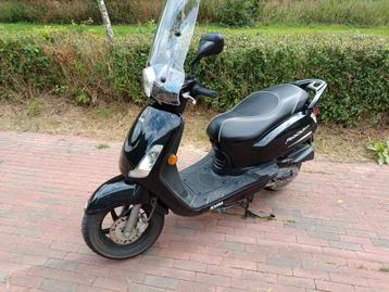 SYM fiddle 2  beschikbaar voor biedingen