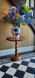 rond wijntafeltje wijntafel bijzettafeltje gedraaide poot., Ophalen