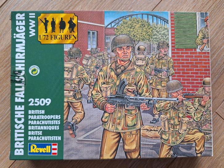 1:72 1/72 Revell British Paratroopers, Hobby en Vrije tijd, Modelbouw | Figuren en Diorama's, Zo goed als nieuw, Figuur of Figuren