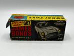 Corgi Toys 261 - James Bond Aston Martin DB5 - B4970, Hobby en Vrije tijd, Modelauto's | Overige schalen, Gebruikt, Auto, Ophalen