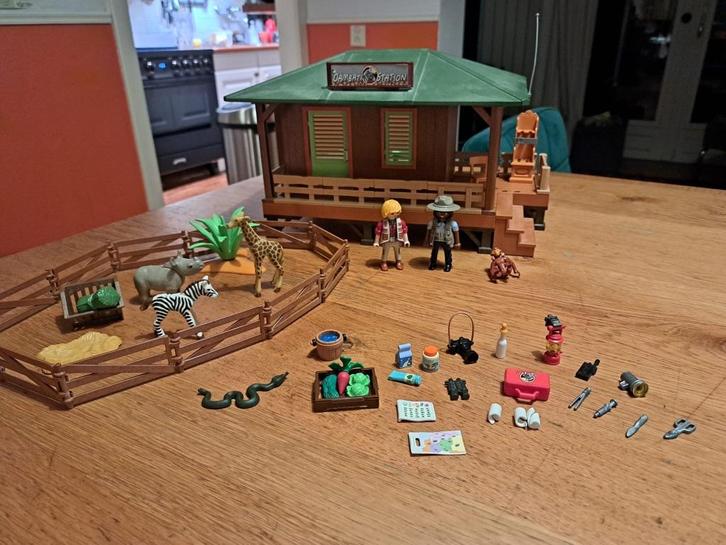 Playmobil - 6936 Rangerpost voor gewonde dieren , Kinderen en Baby's, Speelgoed | Playmobil, Zo goed als nieuw, Complete set, Ophalen of Verzenden