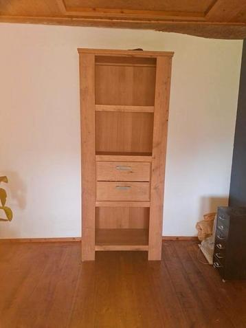 Massief eiken designkast, modern & zware kwaliteit  beschikbaar voor biedingen