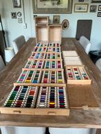 Houten  ladekastjes met 445 verschillende kleuren DMC 🧵🪡, Ophalen of Verzenden, Handborduren, Borduurgaren of Zijde