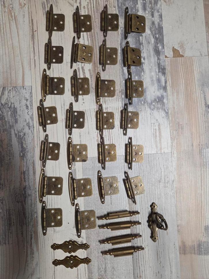 Antieke kastscharnieren en beslag, Doe-het-zelf en Verbouw, Hang- en Sluitwerk, Gebruikt, Scharnier, Koper of Messing, Ophalen of Verzenden
