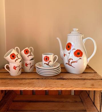 Retro Frans koffieservies Avon vintage espresso klaproos beschikbaar voor biedingen