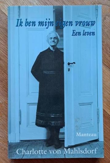 Ik ben mijn eigen vrouw - Een leven - biografie beschikbaar voor biedingen