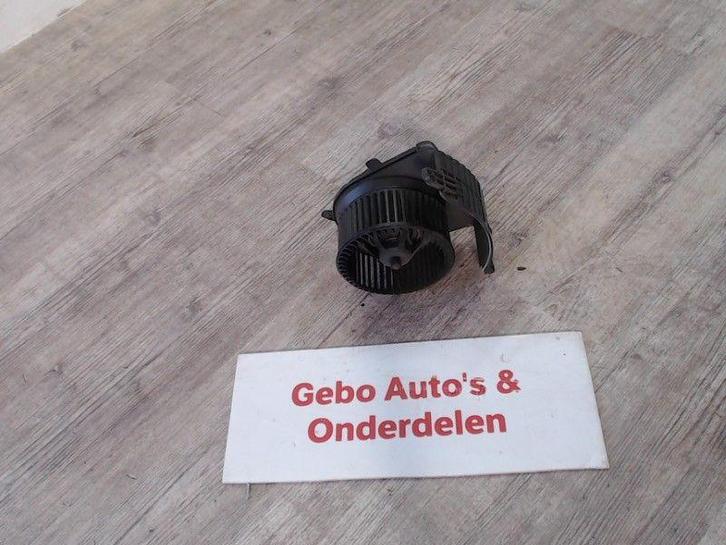 KACHEL VENTILATORMOTOR Renault Scénic II (JM), Auto-onderdelen, Airco en Verwarming, Renault, Gebruikt