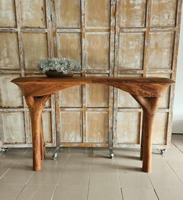 Unieke Zweedse sidetable haardombouw beschikbaar voor biedingen