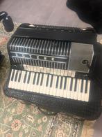 Hohner Elektronisch accordeon 120bas, Muziek en Instrumenten, Accordeons, Ophalen, Zo goed als nieuw, 120-bas, Hohner