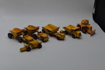 Set Lesney & Matchbox kiepwagens, tractor, etc. beschikbaar voor biedingen
