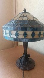 Tiffany lamp, Ophalen of Verzenden, Zo goed als nieuw, Glas, 50 tot 75 cm