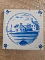 Antieke Delftsblauwe Tegel - Landschap & Bootje, Antiek en Kunst, Ophalen of Verzenden