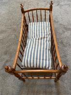 Antiek poppenbedje, Ophalen