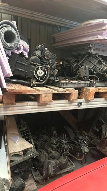Kawasaki gpz zzr 900cc 1000cc 1100cc motorblokken onderdelen beschikbaar voor biedingen