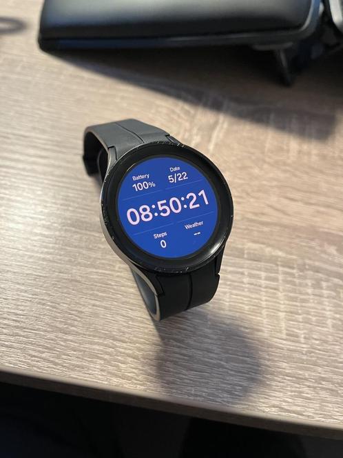 Samsung Galaxy Watch5 Pro 4G Black 45mm, Sieraden, Tassen en Uiterlijk, Smartwatches, Gebruikt, Android, Zwart, Waterdicht, Ophalen of Verzenden