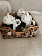 Riviera Maison set van 3 potjes in rieten mand, Ophalen of Verzenden, Gebruikt