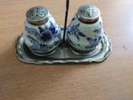 Delfts blauw peper en zout stel op verzilverde houder, Ophalen of Verzenden
