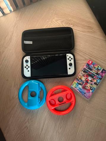 Nintendo Switch OLED + Mario Kart 8 Deluxe beschikbaar voor biedingen