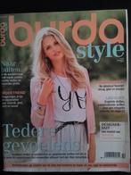 Burda Style 10 2012, Hobby en Vrije tijd, Kledingpatronen, Ophalen of Verzenden, Zo goed als nieuw, Vrouw, Burda