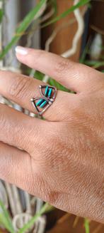 Vintage Navajo ring sterling zilver met turqoise, maat 16., Ophalen of Verzenden, Dame, Zilver, Zilver