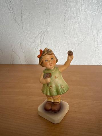 Hummel  793 beschikbaar voor biedingen