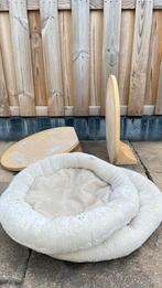 Set katten wandplanken met mandje | kattenmand, Ophalen, Zo goed als nieuw