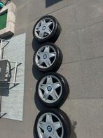 Banden Seat Ibiza 2002 195/45R16 84V, Auto-onderdelen, Banden en Velgen, Ophalen, 16 inch, Nieuw, Band(en)