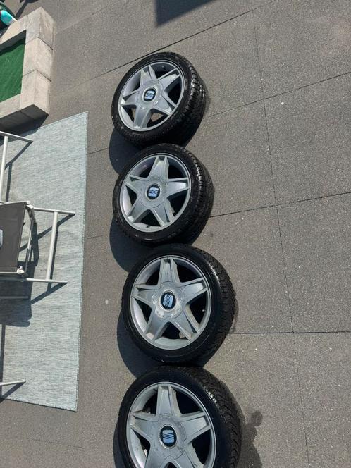 Banden Seat Ibiza 2002 195/45R16 84V, Auto-onderdelen, Banden en Velgen, Band(en), Zomerbanden, 16 inch, 195 mm, Personenwagen