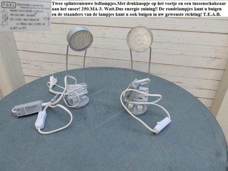 Nieuw.(2)Ledlampjes.Zilverkleurig.3 Watt per lampje., Huis en Inrichting, Lampen | Hanglampen, Nieuw, Minder dan 50 cm, Glas, Metaal